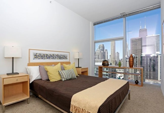 Building Photo - 300 E Illinois St