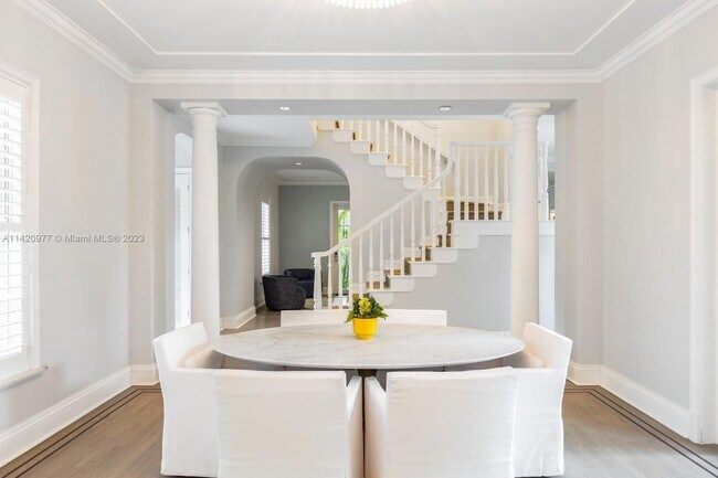 Building Photo - 919 Belle Meade Island Dr