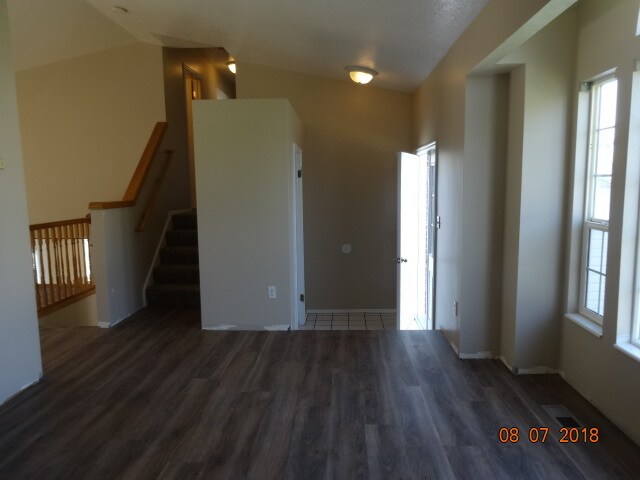 Foto del edificio - 1932 N 810 W