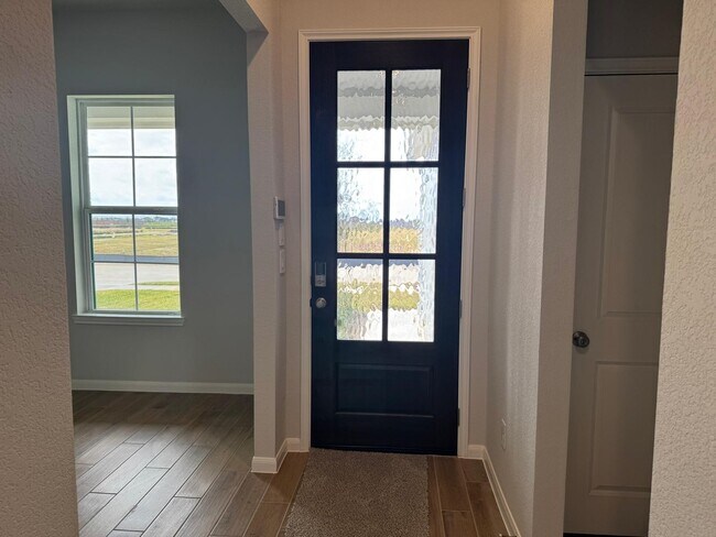 Foto del edificio - 5606 Pearl Vis Dr