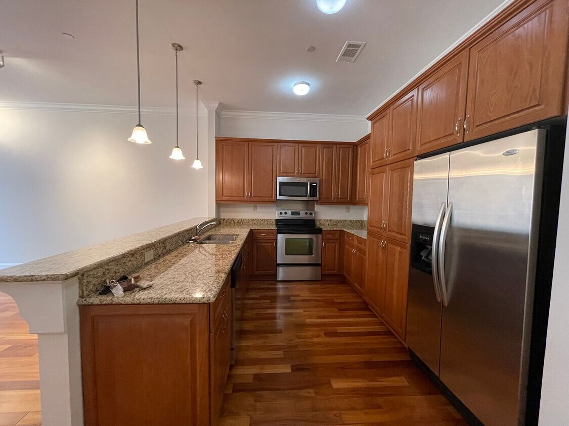 2 Bedroom In Gated Community on LSU Campus House Rental in Baton