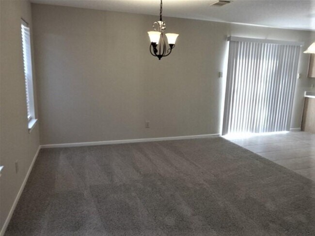 Foto del edificio - 5616 Winding Brook Dr