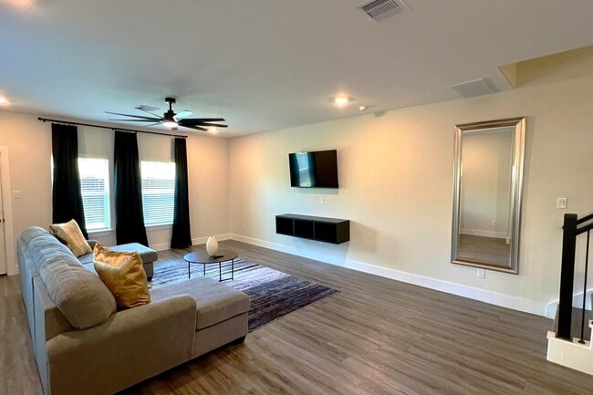 Building Photo - 4509 Teton St