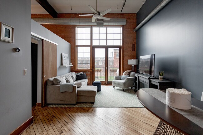 Living Room - 2003 Brooklyn