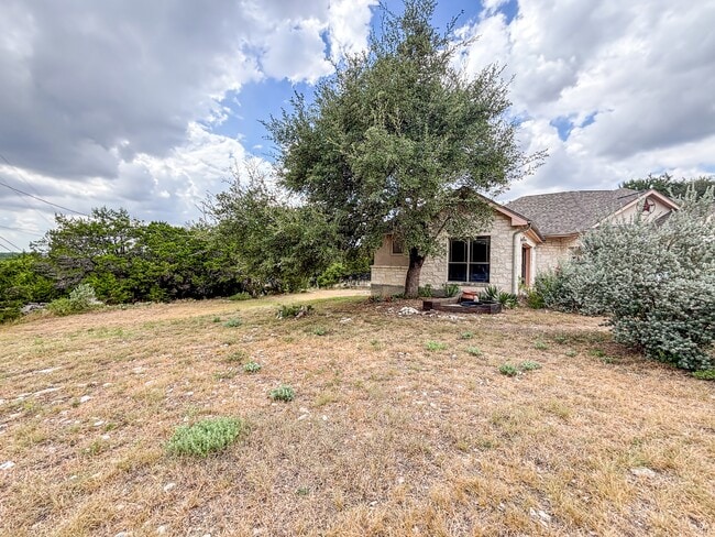 Building Photo - 1211 Flaman Rd