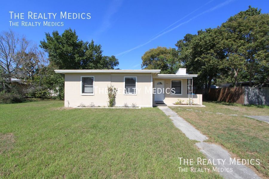 Primary Photo - Cozy 2/1 in Deltona Available NOW!