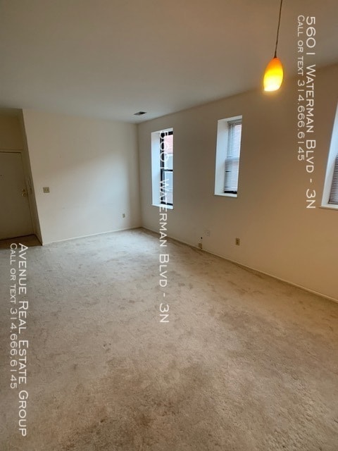 Building Photo - Posting Title