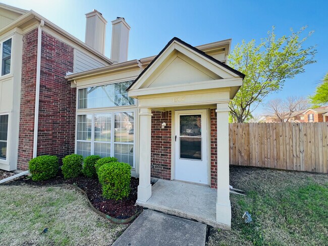 Foto del edificio - 1504 Beach Ln