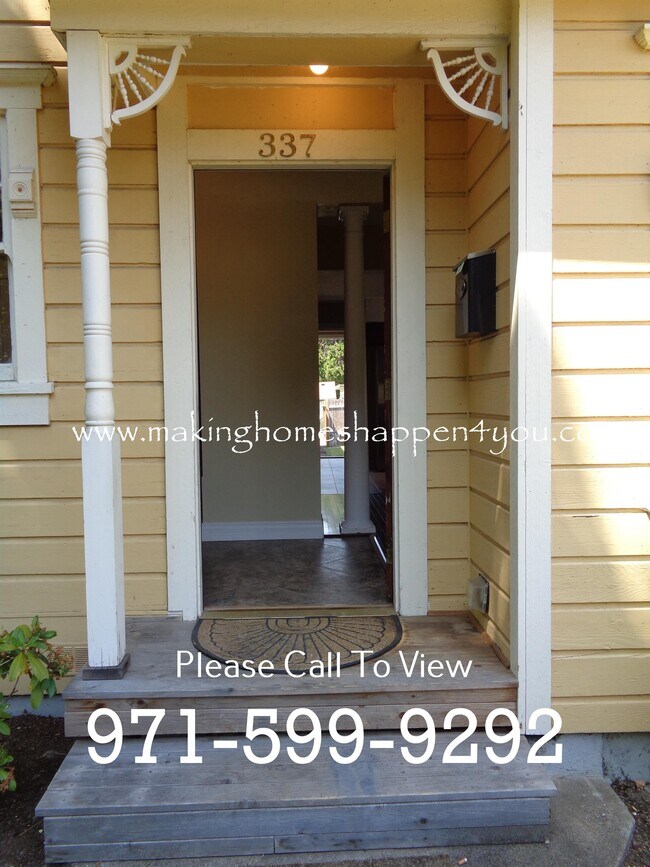 Building Photo - 337 18th St SE