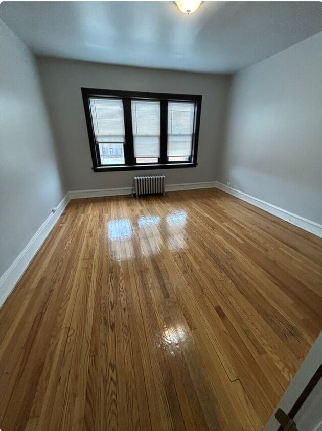 Building Photo - 1439 W 93rd St