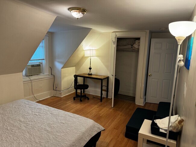 Foto del edificio - 21 Royall St