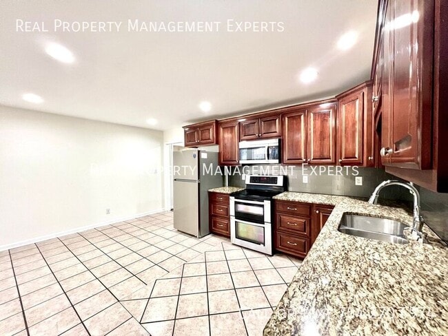 Foto del edificio - 133 Polaris Dr