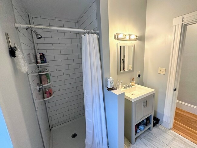 Foto del edificio - 633 Dorchester Ave