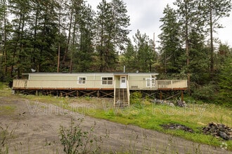 Building Photo - 6439 Farmers Dr