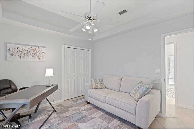 Foto del edificio - 11774 Longshore Way W