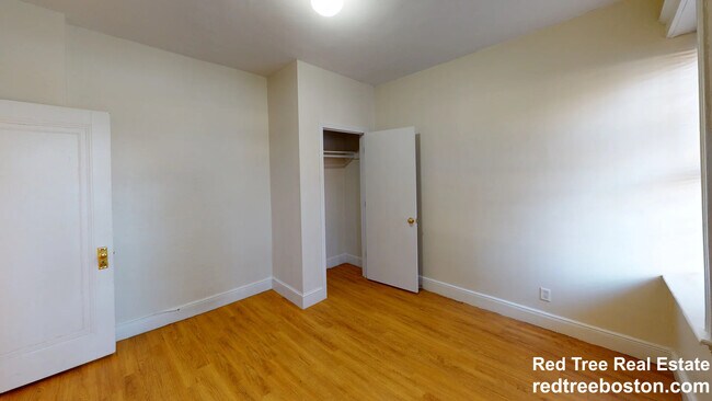 Foto del edificio - 1810 Commonwealth Ave