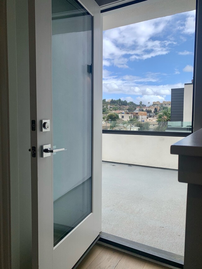 Foto del edificio - 5423 Lauretta St