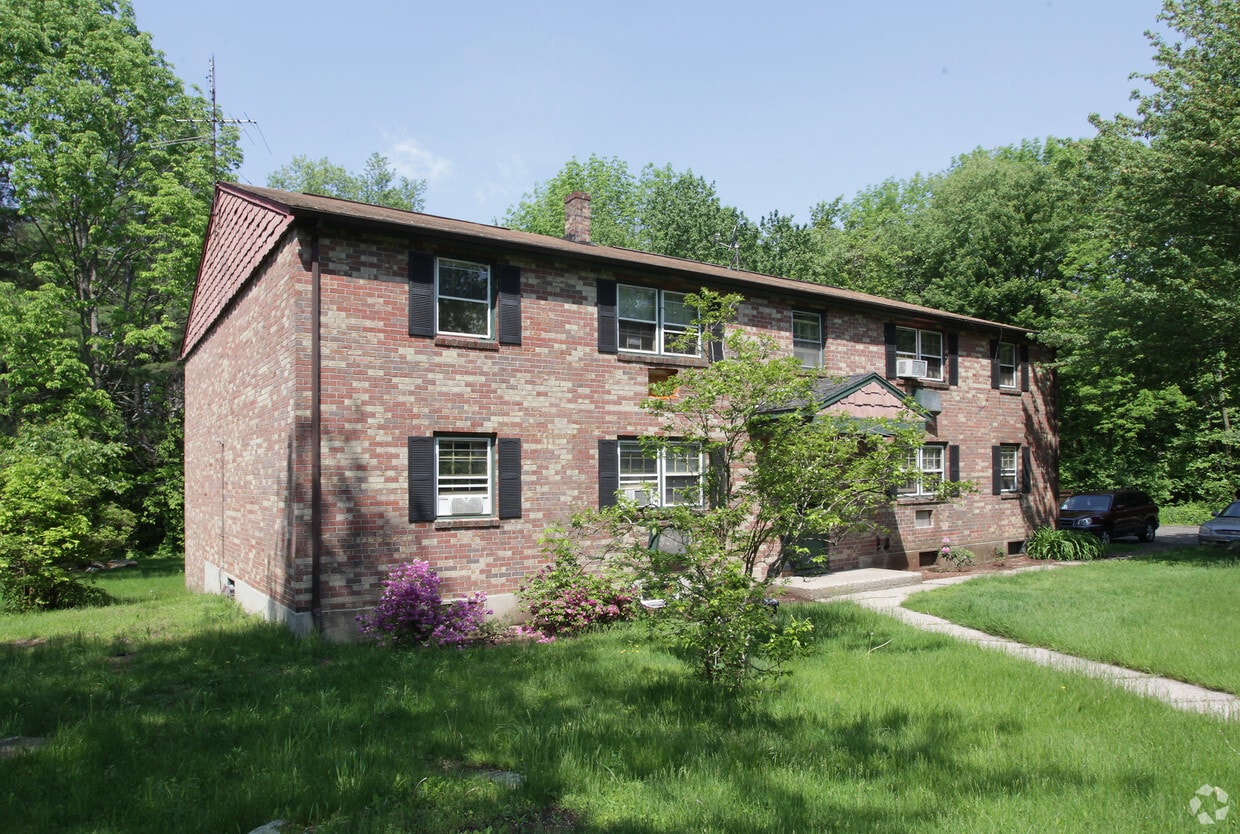 Primary Photo - Wallen's Hill Apartments