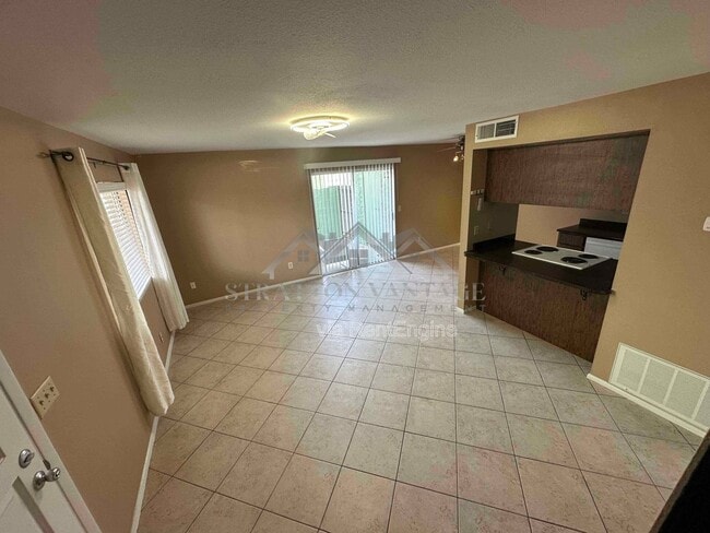 Foto del edificio - 10203 N 7th Pl