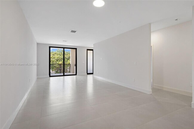 Foto del edificio - 4313 E 8th Ct