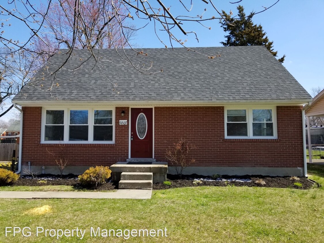 Primary Photo - 4 br, 1 bath House - 7807 Carnation