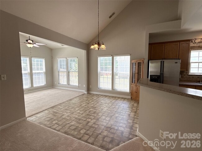 Building Photo - 2140 Pineapple Ct