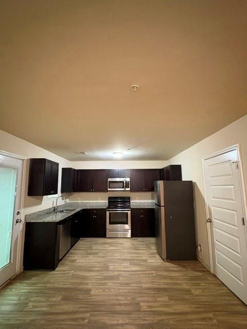 Building Photo - 665 Carlton Pointe Dr