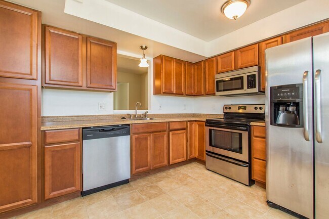 Building Photo - Your Dream Home in Virginia Beach Awaits!