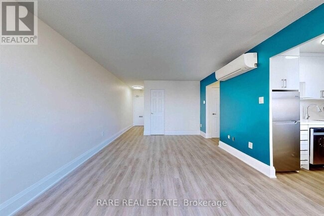 Building Photo - 30 Gloucester St