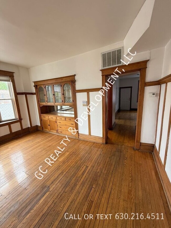Foto del edificio - 2548 W Washington Blvd