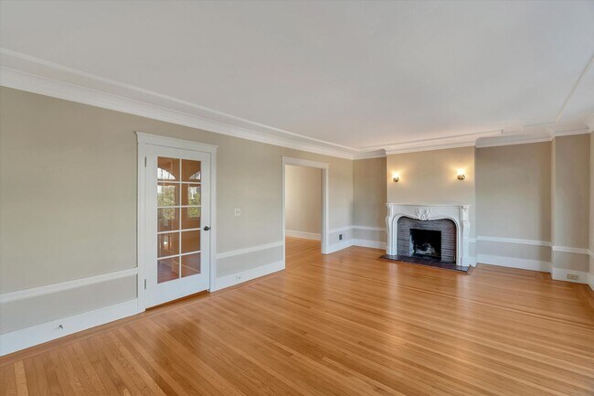 Building Photo - Grove Street 1529 - 1531