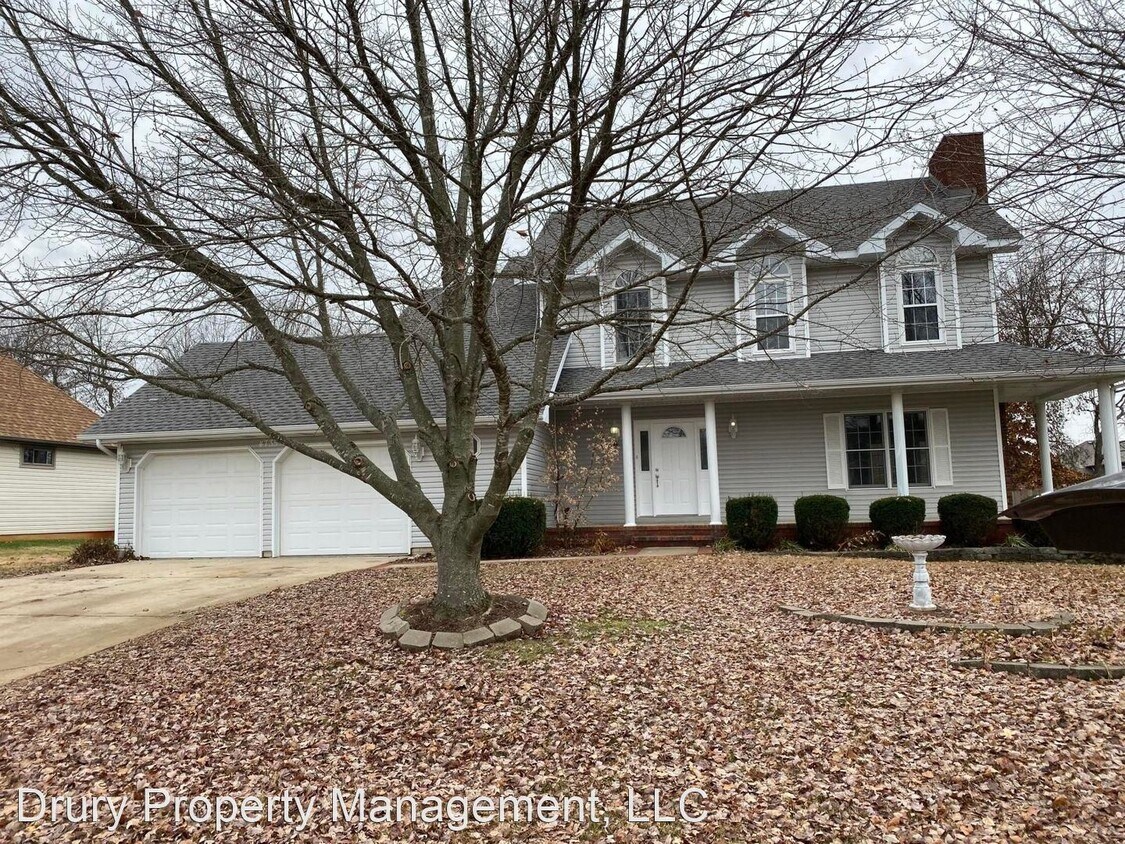 Primary Photo - 5 br, 3.5 bath House - 4735 S. Mary Ann Ave