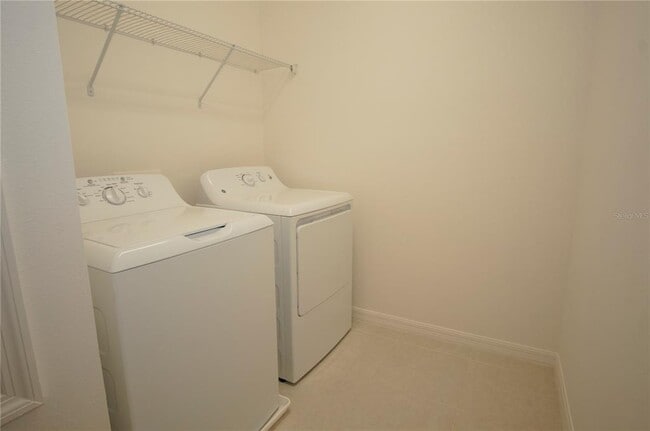 Foto del edificio - 2394 Britwell Pl