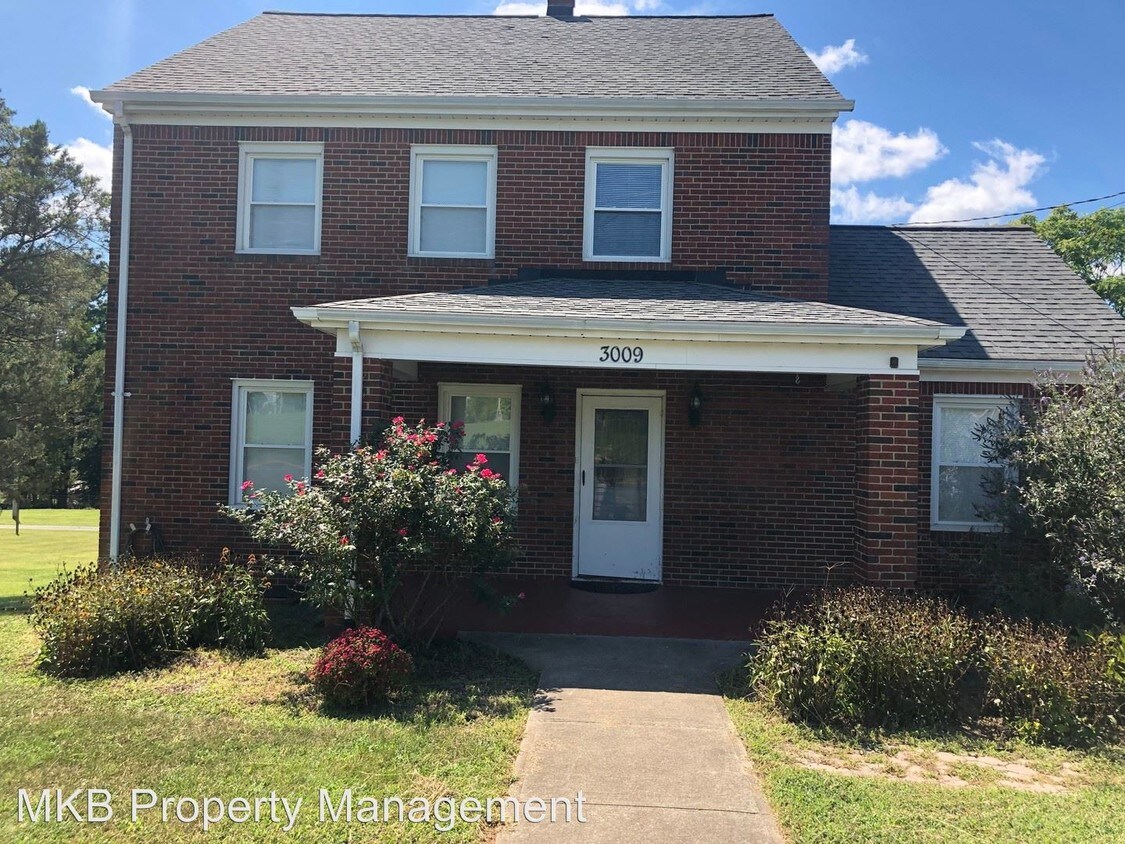 Primary Photo - 3 br, 1.5 bath House - 3009 Mt. Pleasant Blvd