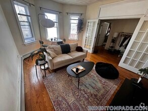 Building Photo - 40 Litchfield St