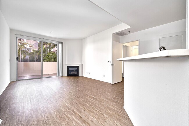 Foto del edificio - Villa Adobe