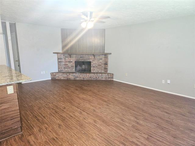 Foto del edificio - 6809 Glenhurst Dr
