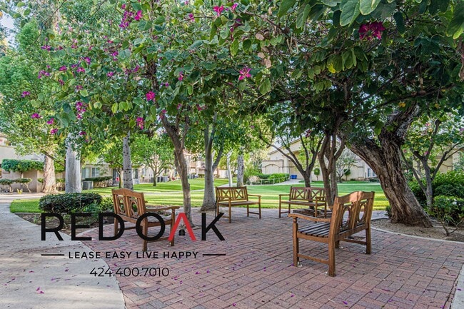 Building Photo - 32325 S Pasadena St