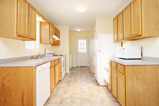 Foto del edificio - Pet-Friendly N.Albemarle Home on Over 2.5 ...