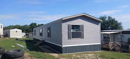 Building Photo - 2640 Windy Hill Rd