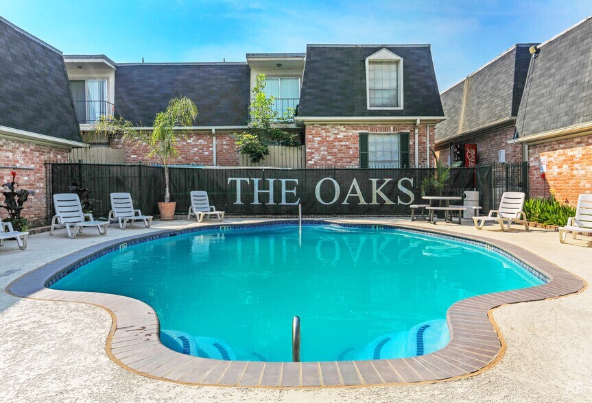 Foto principal - The Oaks Apartments