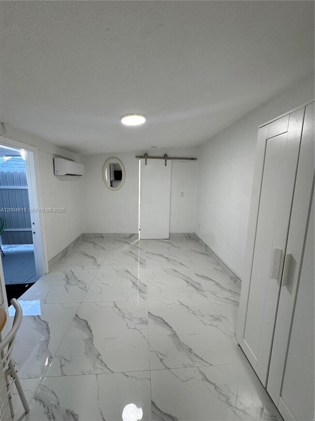 Foto del edificio - 2796 SW 34th Ct