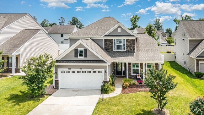 Photo - Beautiful 4/3 in High Point House