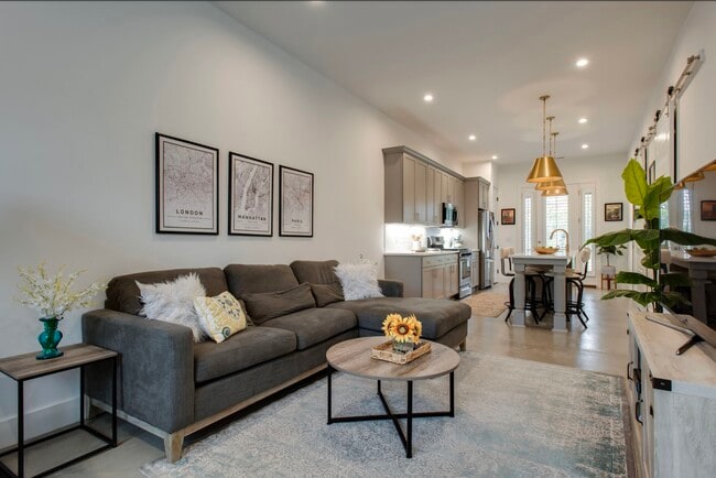 Foto del edificio - 700 James Ave