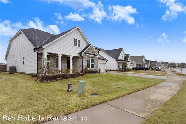 Foto del edificio - 4 br, 4.5 bath House - 200 Lingonberry Drive