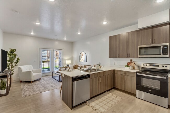 Building Photo - Ridgeline Parkway Apartments