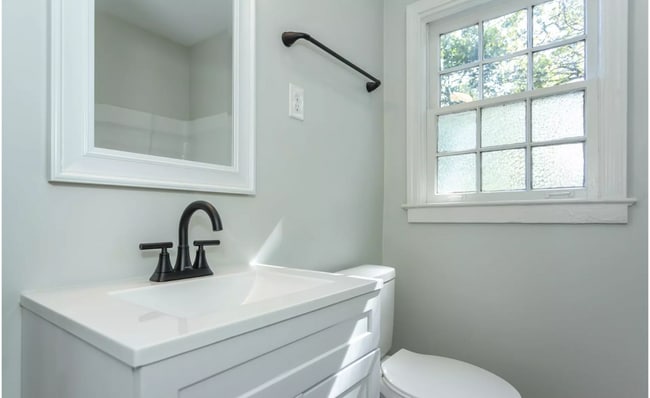 Building Photo - 1523 44th St Ensley