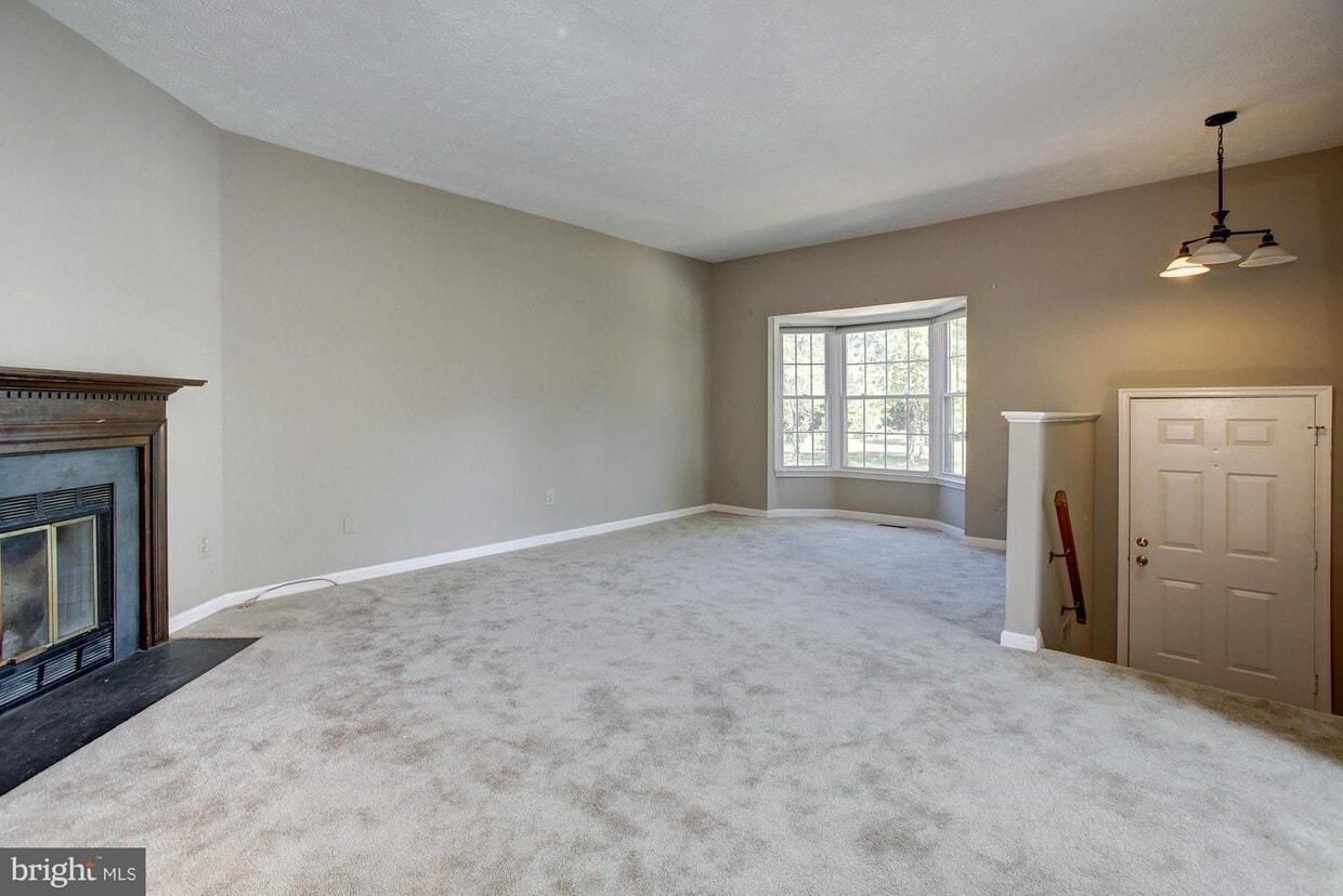 13421 Elevation Ln, Herndon, VA 20171 Townhome Rentals in Herndon VA