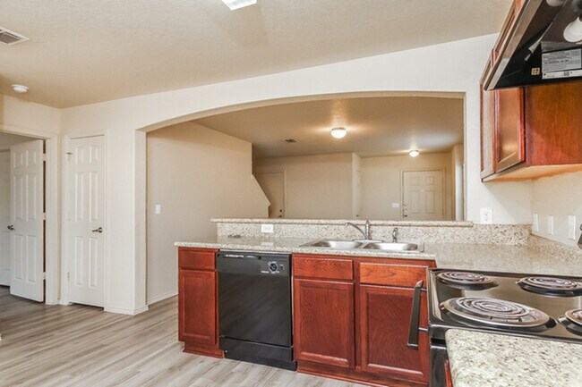 Building Photo - 10503 Goose Way