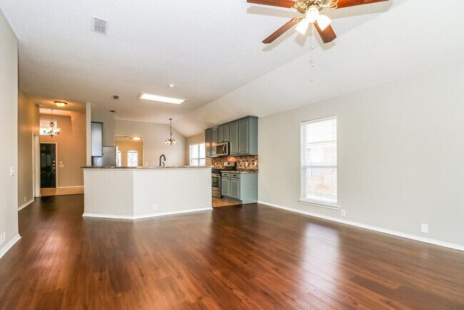 Foto del edificio - 508 Glenwood Dr